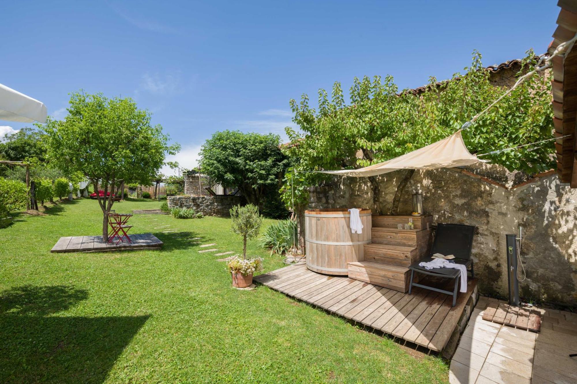 Villa Artes With Free Hot Tub & Sauna Branik Εξωτερικό φωτογραφία